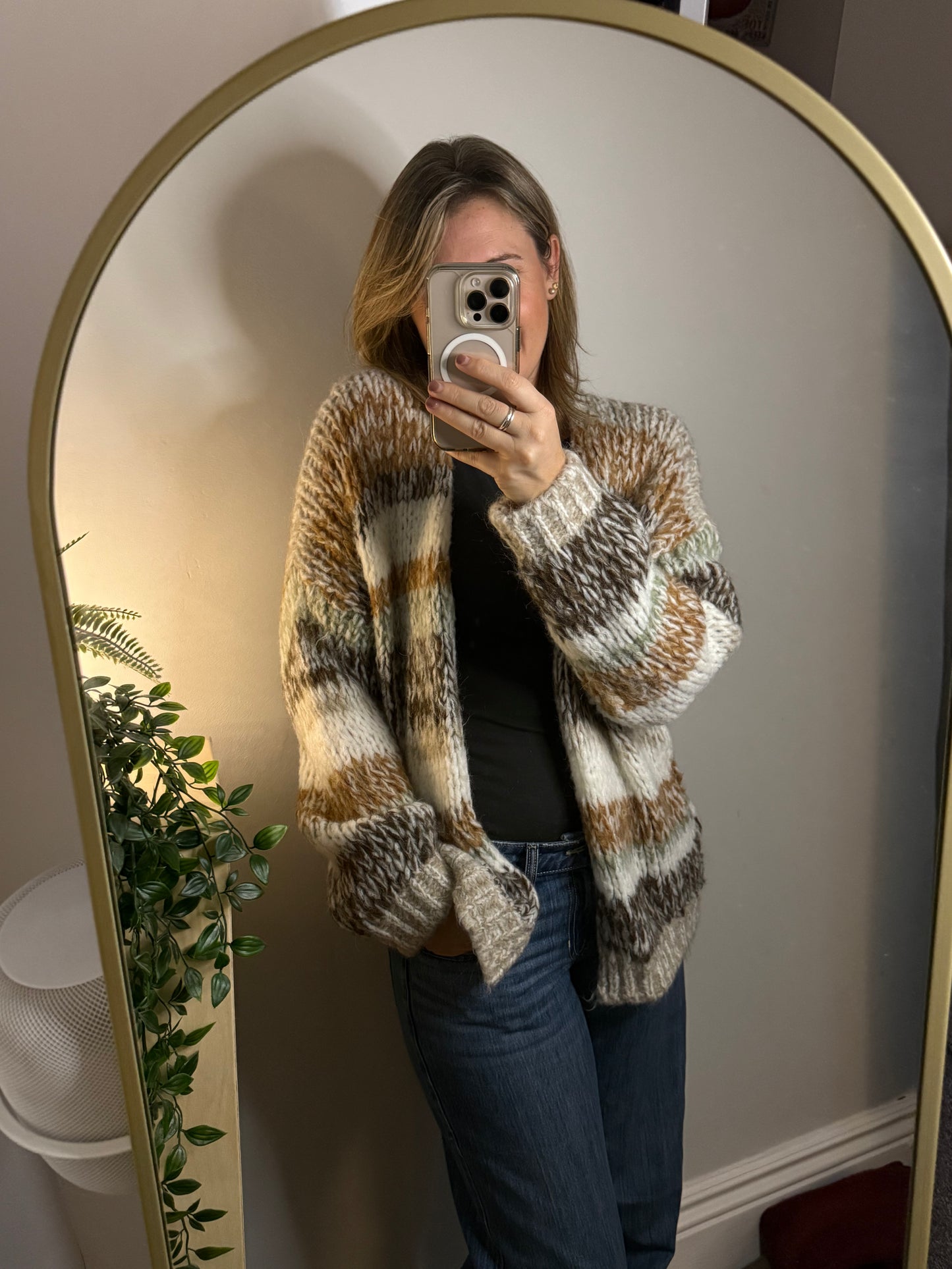 The Nola - Chunky Knit Cardigan